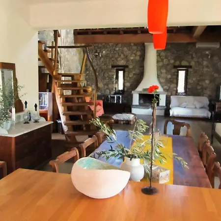 Spitaki Landhaus